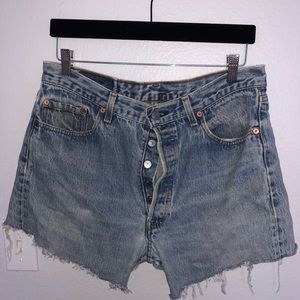 Vintage Levi’s High waisted denim shorts